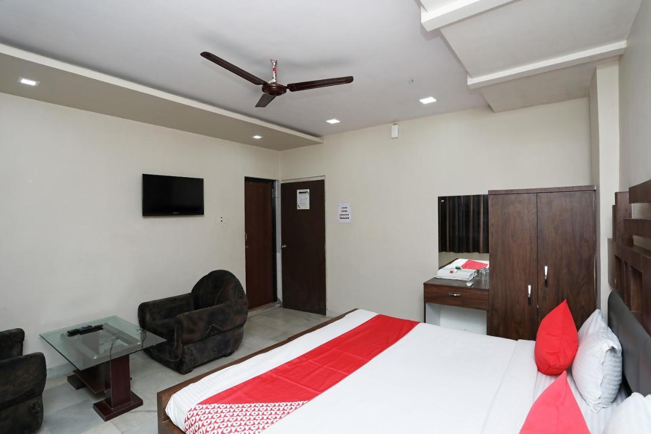 Oyo The Prestige Hotel & Convention Rourkela Εξωτερικό φωτογραφία