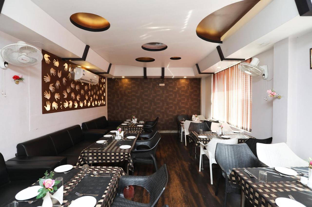 Oyo The Prestige Hotel & Convention Rourkela Εξωτερικό φωτογραφία